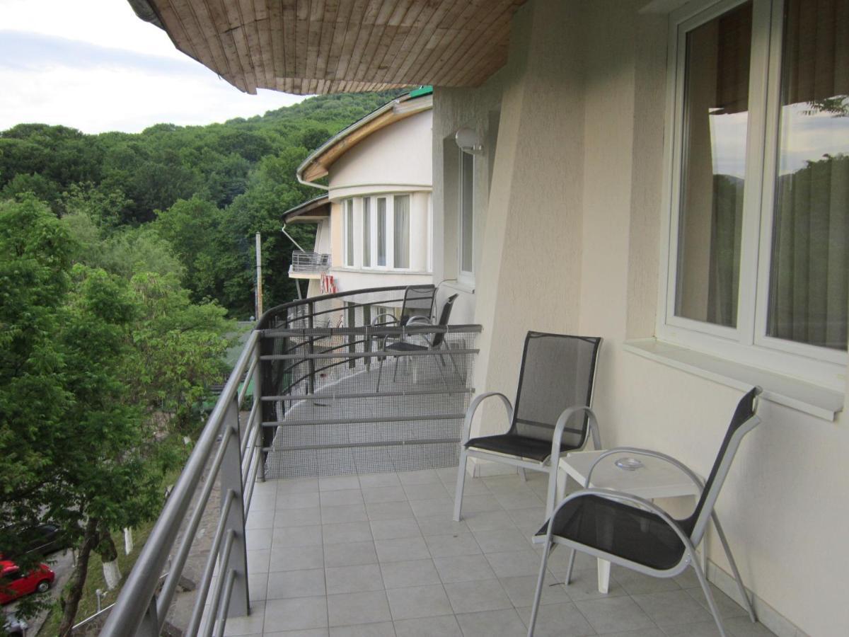 Готель Поляна Квеле Polyana (Transcarpathia) Exterior foto