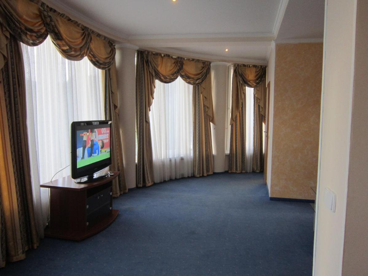 Готель Поляна Квеле Polyana (Transcarpathia) Exterior foto