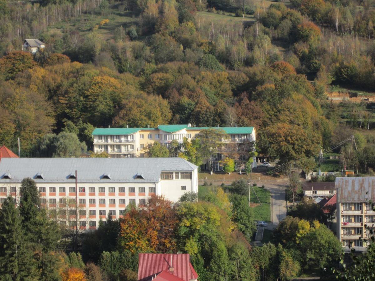 Готель Поляна Квеле Polyana (Transcarpathia) Exterior foto