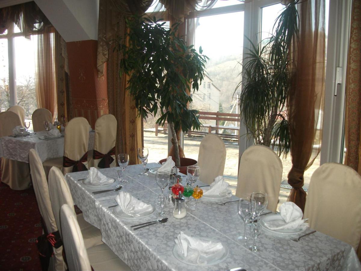 Готель Поляна Квеле Polyana (Transcarpathia) Exterior foto